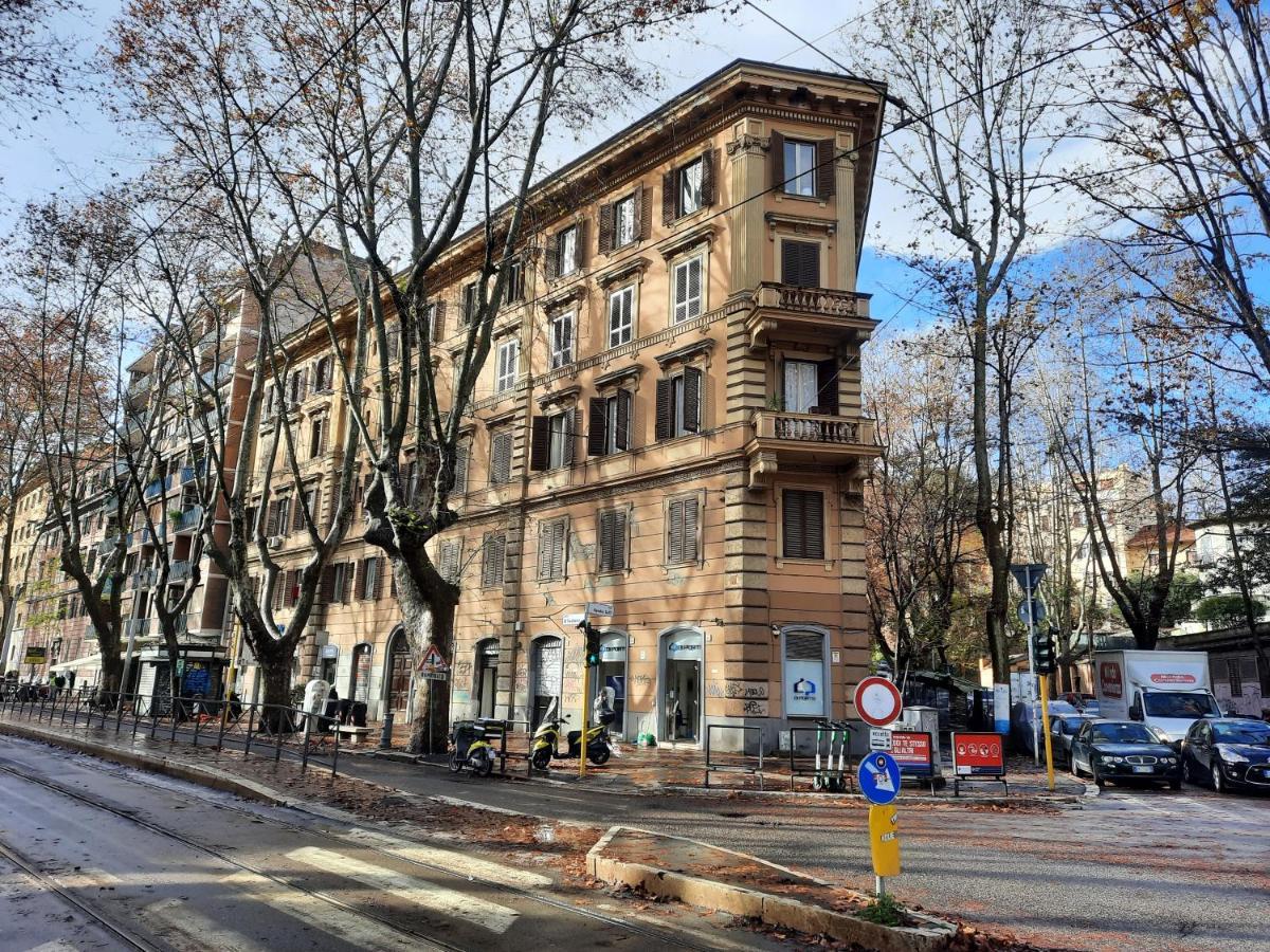 Ema Flat In Trastevere โรม ภายนอก รูปภาพ