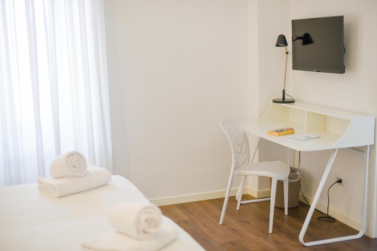 Ema Flat In Trastevere โรม ภายนอก รูปภาพ